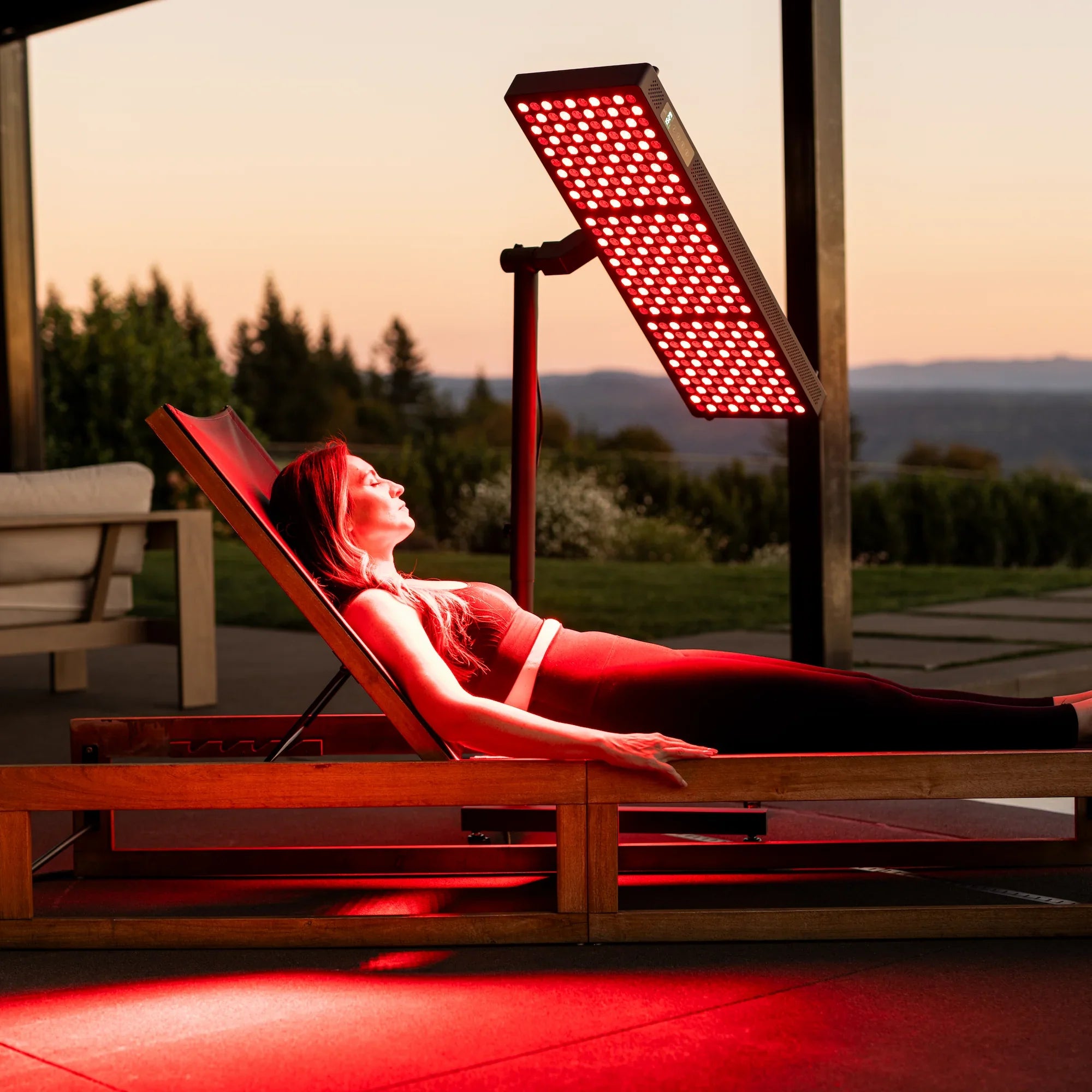 RN300 Red Light Therapy Panel